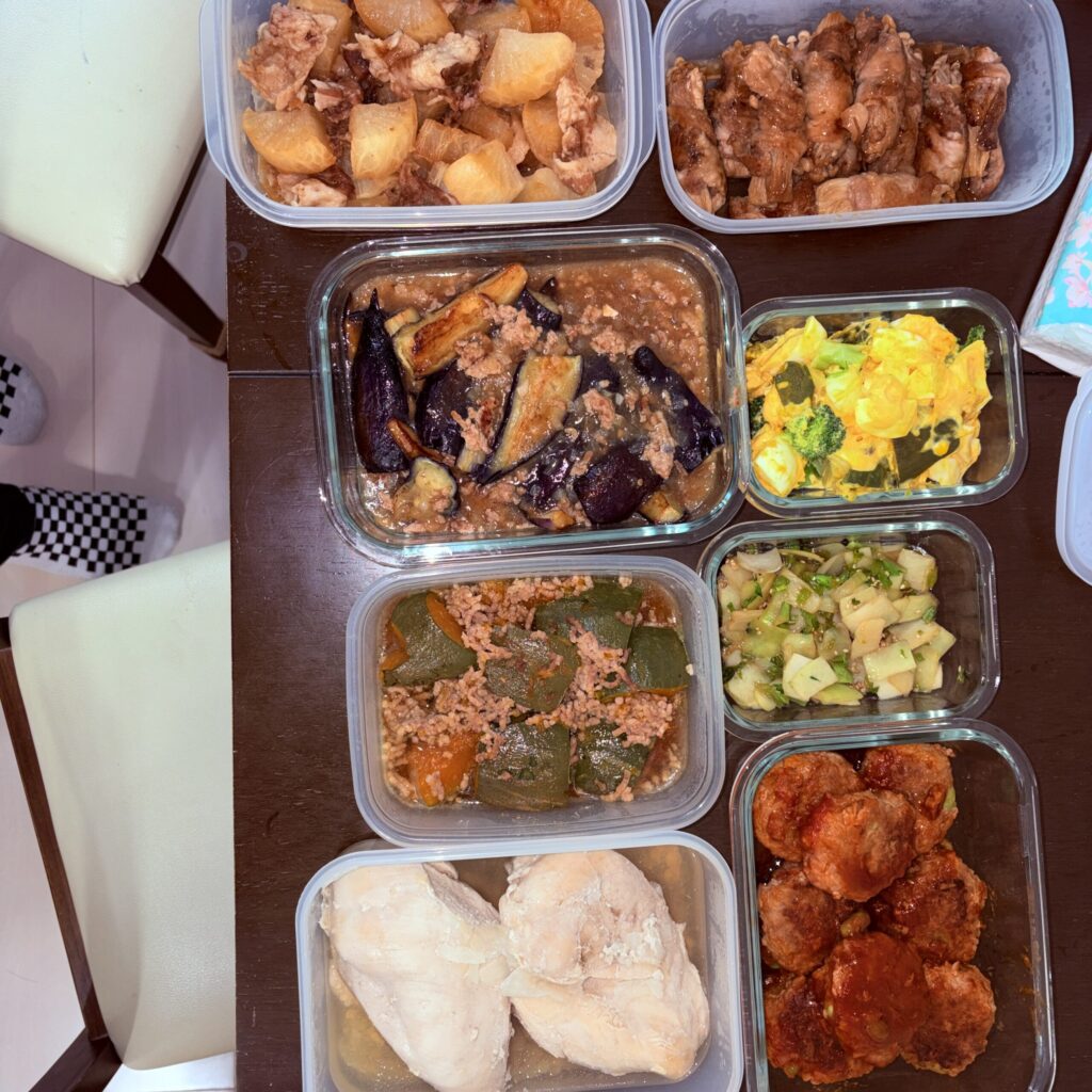 CaSy料理代行で完成した作り置き料理9品の全体写真